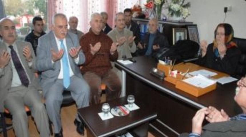 Ceyhan Şehit Aileleri Derneğinden İmralı G&ouml;r&uuml;şmelerine Tepki