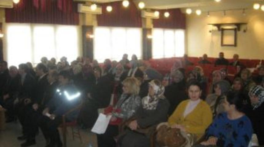 B&uuml;nyan Belediyesi Toplumsal Sorumluluk Ve Mutlu Aile Konferansı Yapıldı