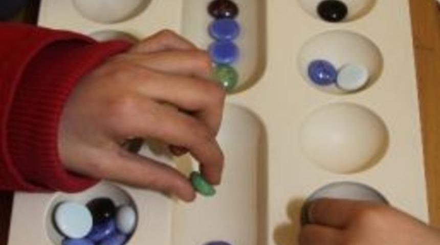 Eski &Ccedil;ağların En G&ouml;zde Oyunu &Ccedil;ocuklara Tanıtıldı