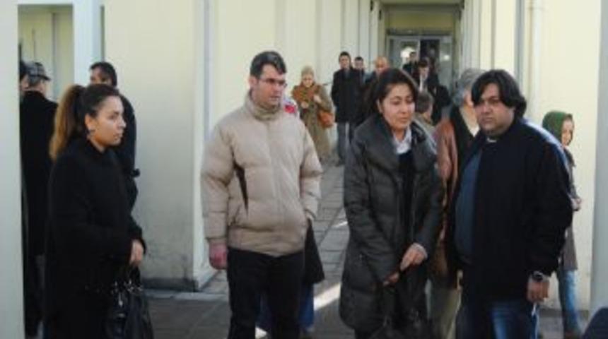 BİK &Ccedil;alışanlarını &Ouml;ld&uuml;ren Gazete Patronunun Yargılanmasına Başlandı