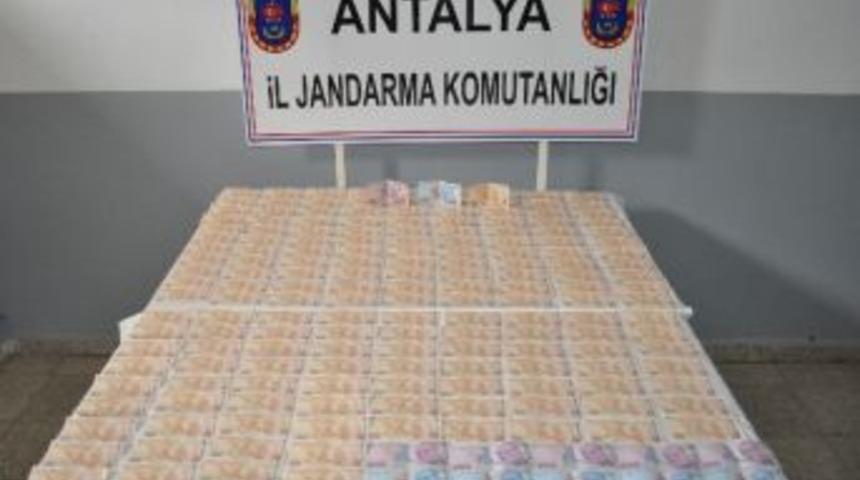 Gazipaşa&rsquo;da 15 Bin Tl Sahte Para Ele Ge&ccedil;irildi