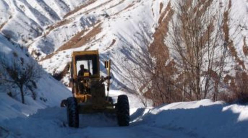 Elazığ'da 41 K&ouml;y Yolu Ulaşıma Kapalı