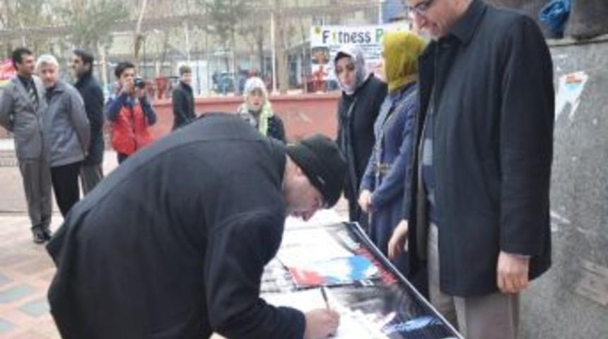 Memur-sen'den 'kıyafet' Serbestliği İ&ccedil;in İmza Kampanyası