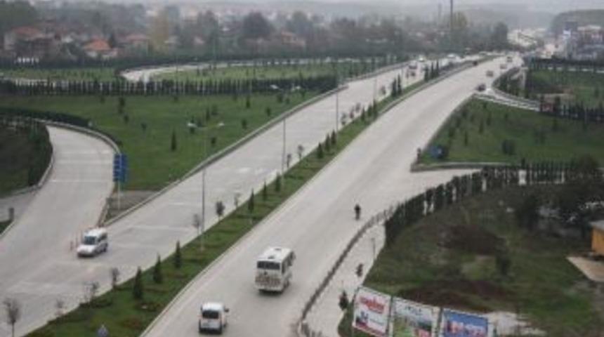 D&uuml;zce Konutlar Yolu&rsquo;nun Adı Zahid Kevseri Bulvarı Oldu