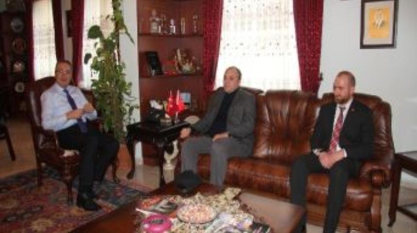 Y&ouml;netmen Osman Okkas&ouml;z &Uuml;nver&rsquo;i Ziyaret Etti