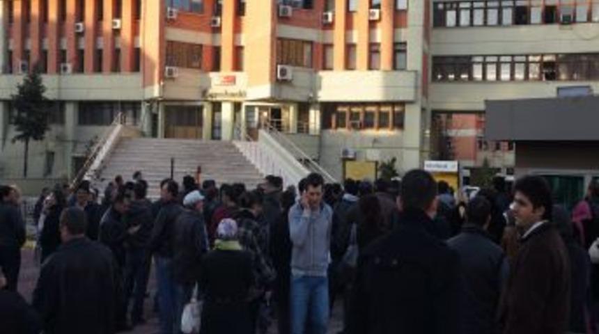 Gaziosmanpaşa H&uuml;k&uuml;met Konağı&rsquo;nda Bomba Alarmı