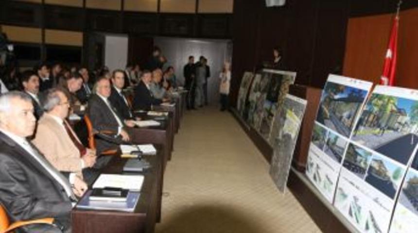 G&uuml;zelbey: Kamil Ocak Stadyumu'nun Yerine Meydan Yapılmalı