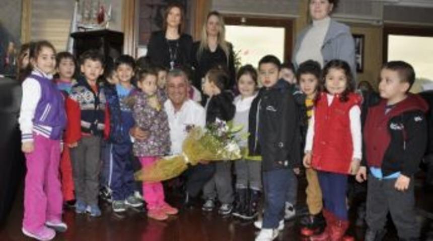 Başkan S&ouml;zen&rsquo;in Minik Konukları