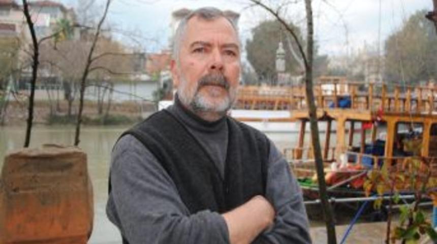 Manavgat Irmağı Kıyısındaki Esnaf Zararlarını DSİ'nin Karşılamasını Istiyor