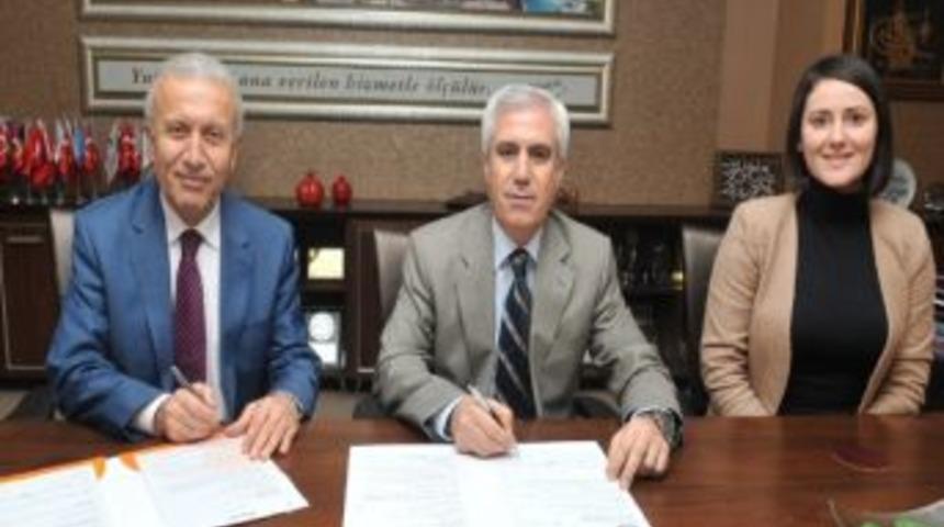 Nil&uuml;fer&rsquo;de D&uuml;nya G&ouml;z Hastanesi İle İş Birliği