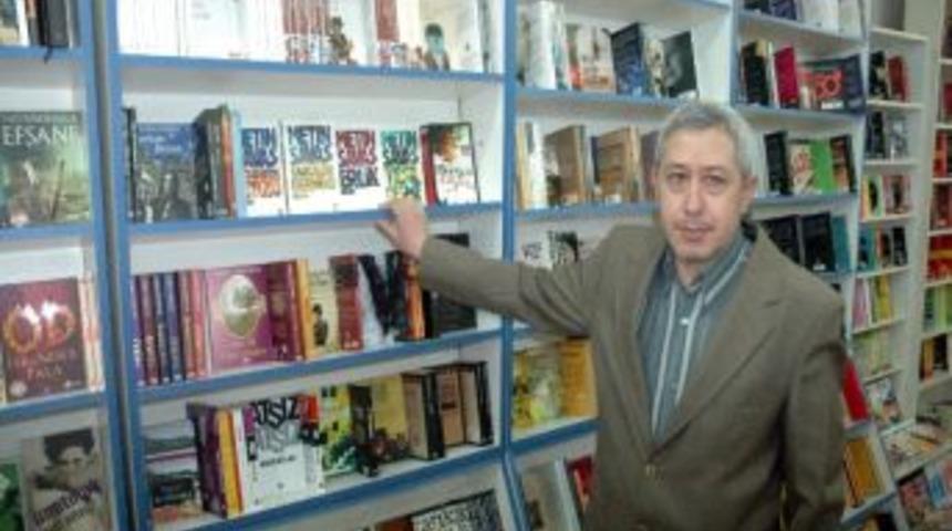 Balıkesir'in Tek Roman Yazarı