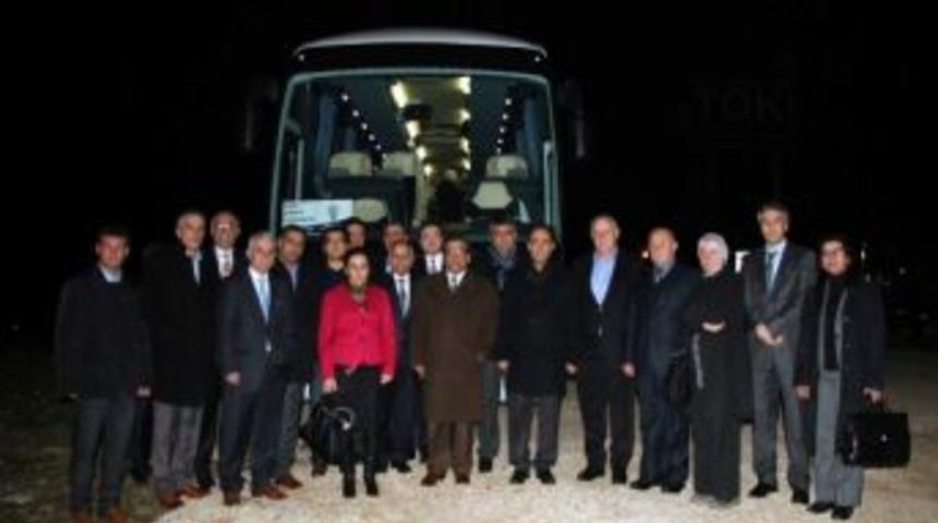 Ak Parti Bursa Teşkilatı'ndan Ankara &Ccedil;ıkarması