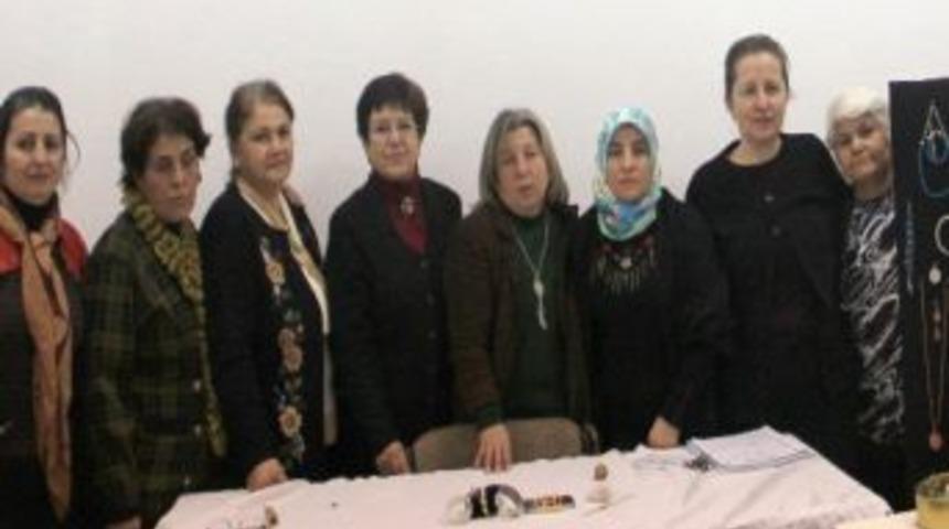 &Ccedil;ankayalı Kadınlardan El Emeği Takılar