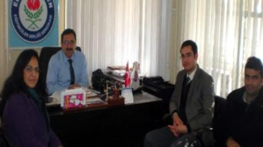 Atanamayan &Ouml;ğretmenlerden Aydın Eğitim-bir-sen&rsquo;e Ziyaret