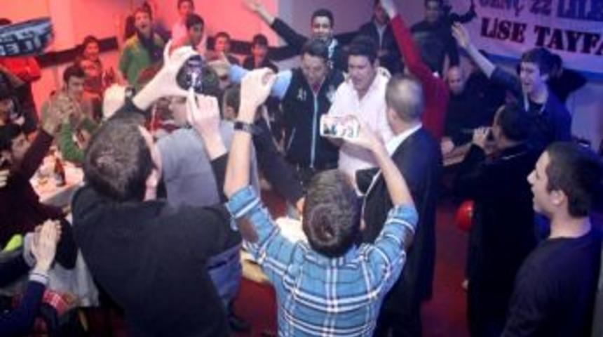 Edirnespor Basketbol Kul&uuml;b&uuml; Y&ouml;neticilerinden Gen&ccedil; 22&rsquo;lilere Destek