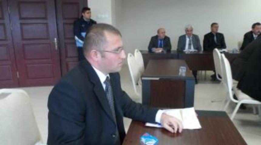 Belediye iş&ccedil;ilerinin &uuml;&ccedil; aylık alacağı var