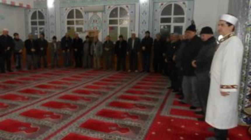 Sabah namazlarında cemaat sayısı arttı