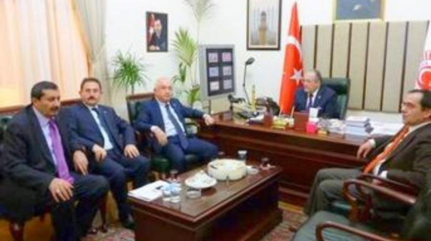 Vali Başk&ouml;y &Ccedil;orum milletvekilleri ile bir araya geldi