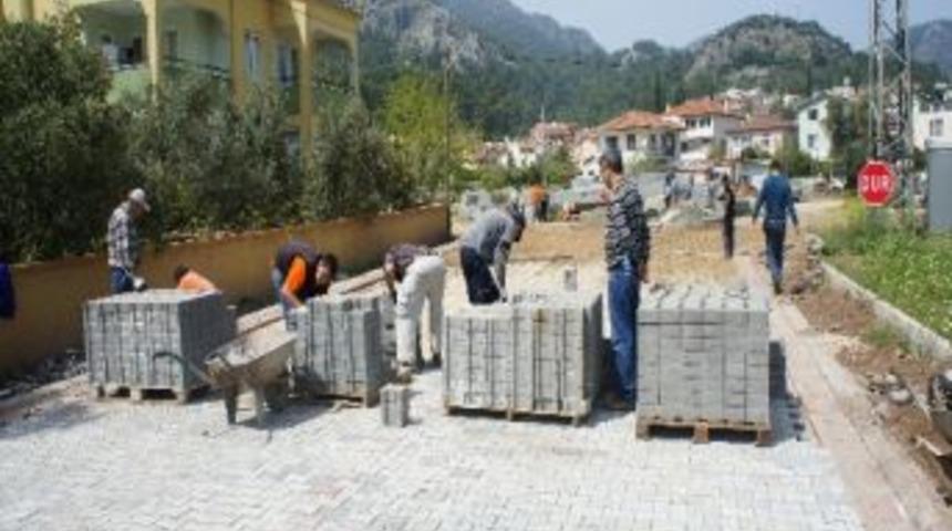 Beldibi&rsquo;nde Altyapı &Ccedil;alışmaları S&uuml;r&uuml;yor