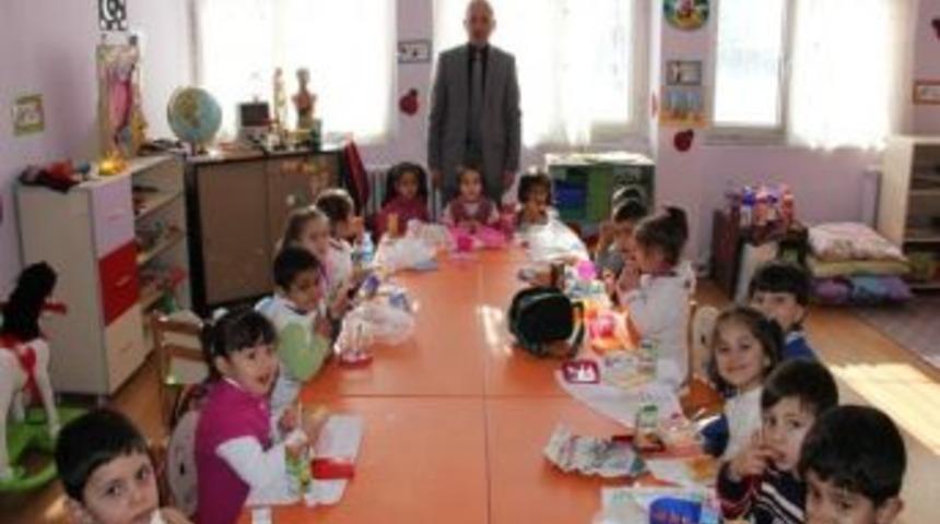 Vali Yurdakul&rsquo;dan Anaokuluna Ziyaret