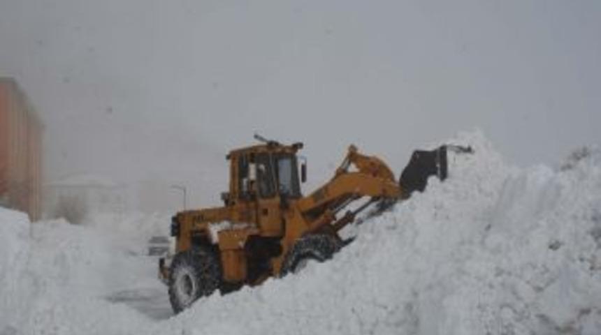 Bitlis&rsquo;te Karla M&uuml;cadele