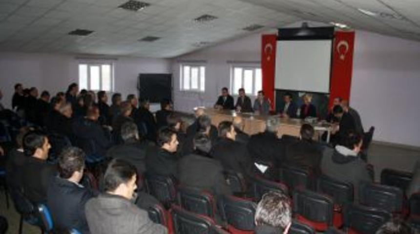 '&Ouml;ğrencilere &Ouml;dev Verirken, Internete Bağımlı Hale Getirmeyin'