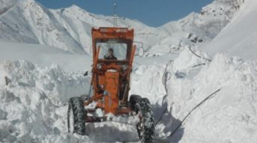 Hakkari'de Kar Esareti