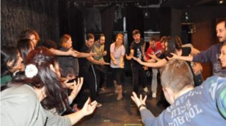 Okullarda Tiyatro Eğitimi Verilecek