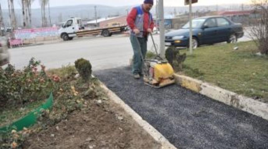 Boz&uuml;y&uuml;k Belediyesi&rsquo;nden Kışa &Ouml;zel Soğuk Asfalt