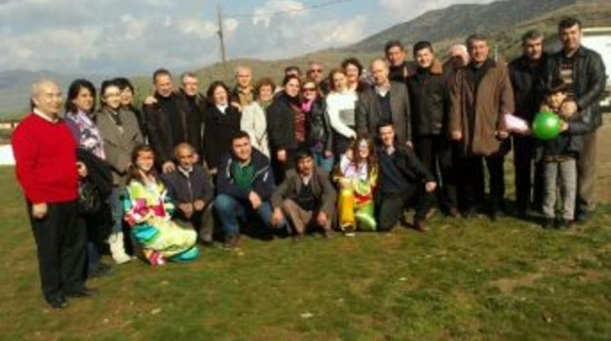 Chp&rsquo;liler Orhangazi&rsquo;yi Şenlendirdi