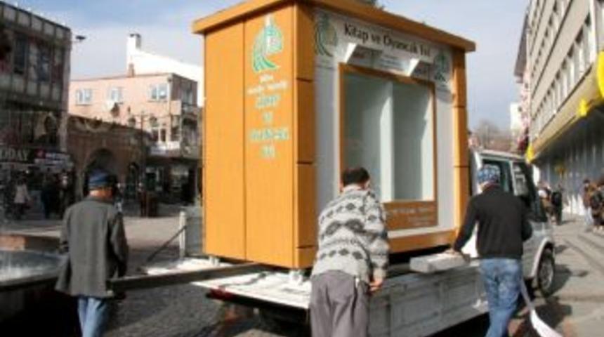 Edirne Belediyesinden Kitap Ve Oyuncak Kumbarası