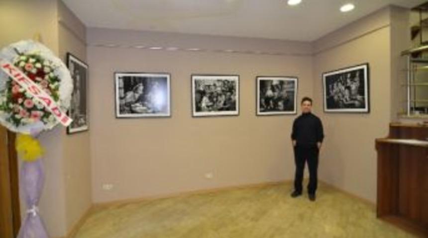 Fotoğraf Sanat&ccedil;ısı Kaya L&uuml;leburgaz&rsquo;da Sergi A&ccedil;tı