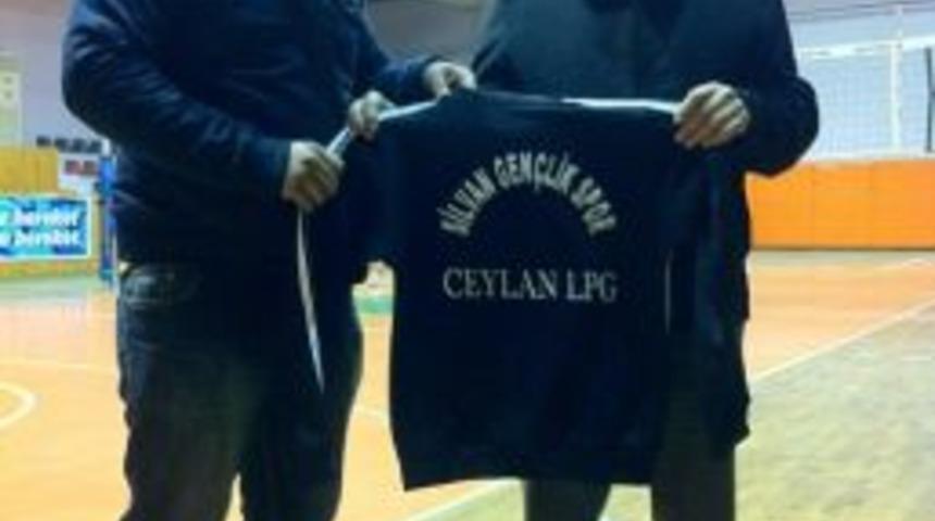 Silvan Gen&ccedil;likspor'a Destek