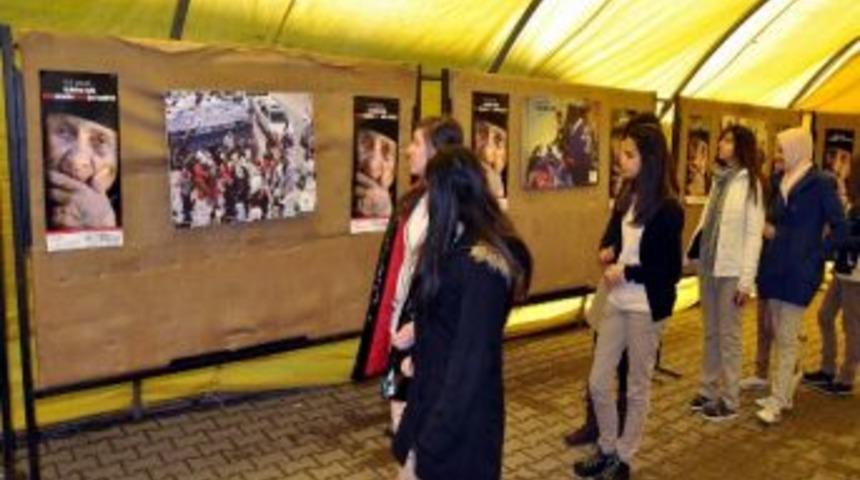 Kardelen Koleji &Ouml;ğrencileri Suriye Savaşı Konulu Fotoğraf Sergisini Gezdi