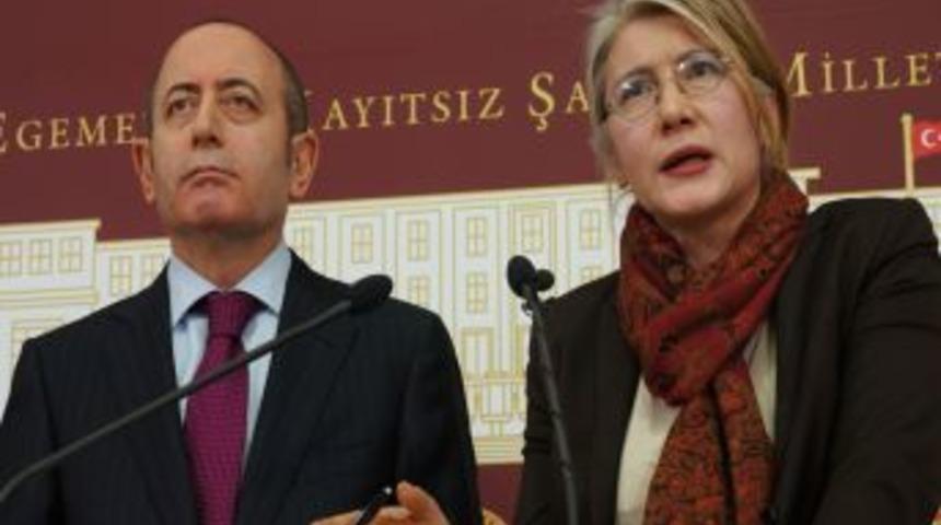 "Ayg&uuml;n De Sayın Genel Başkan'ın Uyarısına Kulak Verecek Bir Arkadaşımız"