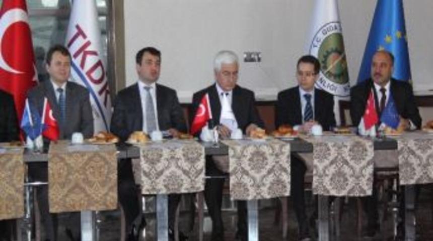 Tkdk&rsquo;dan Bilgilendirme Toplantısı
