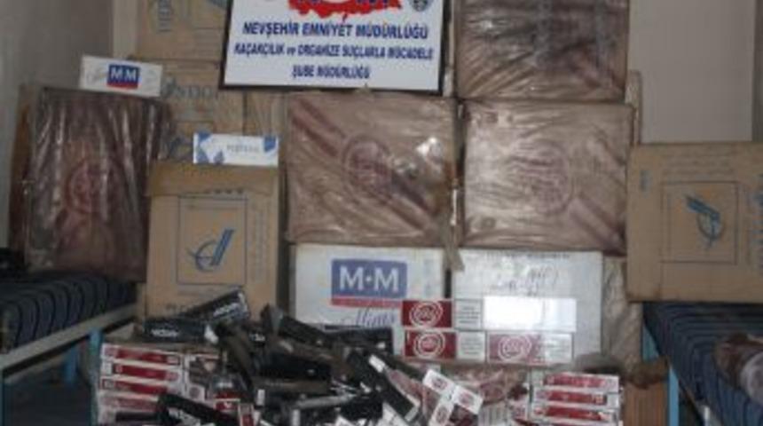 12 Bin 300 Paket Ka&ccedil;ak Sigara Ele Ge&ccedil;irildi
