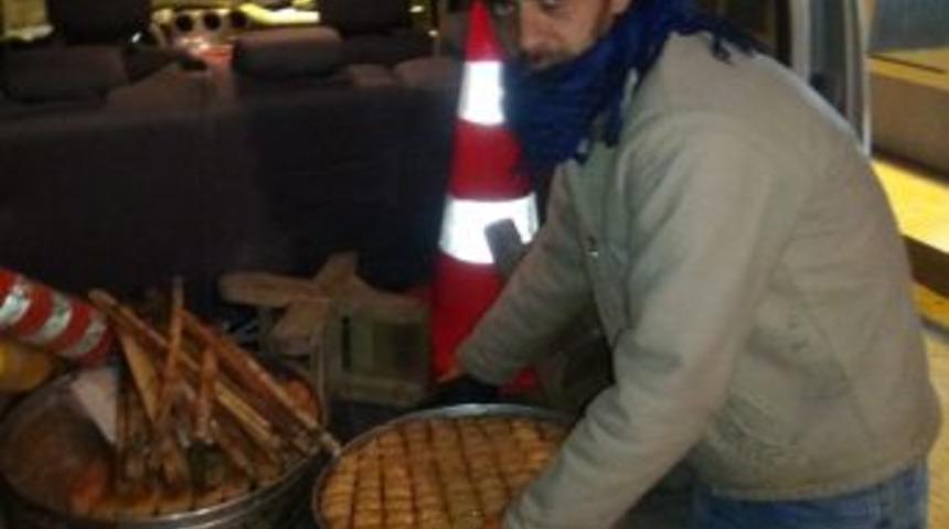 Sağlık Koşullarına Uymayan 300 Kilogram Baklava Imha Edildi