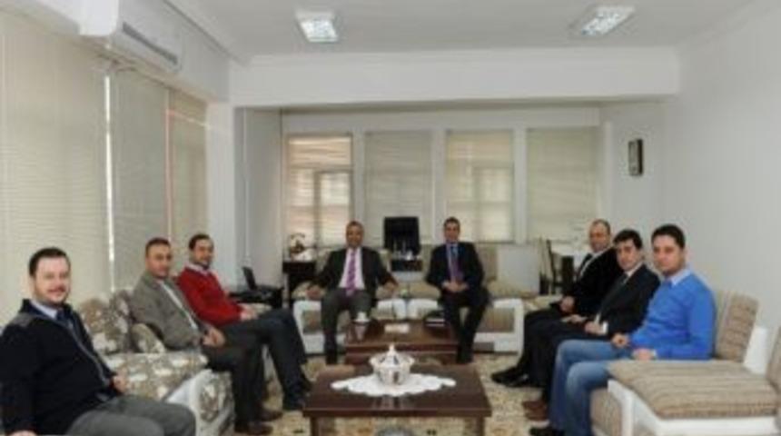 Vali &Ccedil;ift&ccedil;i'ye Gen&ccedil; Girişimciler Ziyaret