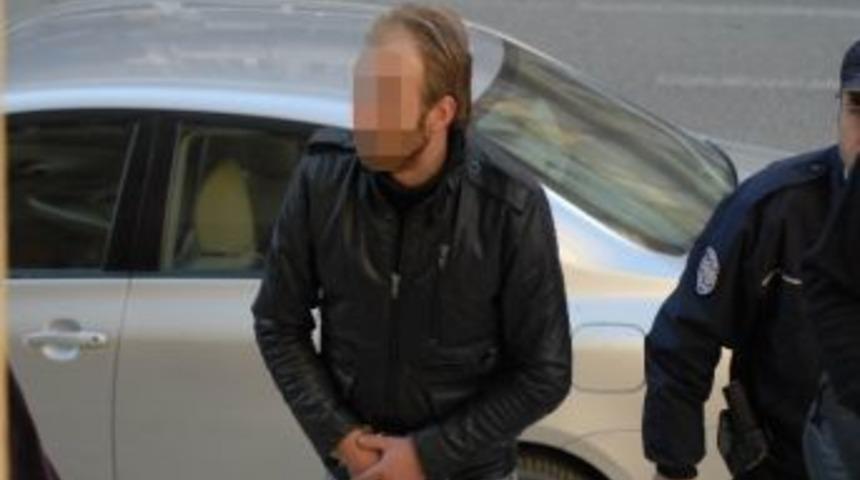 Akrabası Kıza Taciz İddiasına G&ouml;zaltı