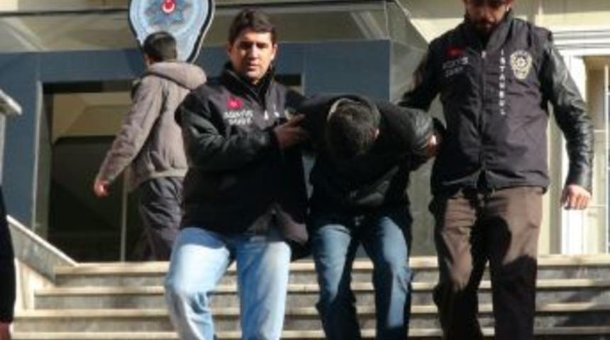 Kasa Hırsızını G&uuml;venlik Kamerasından Alınan Fotoğraf Yakalattı