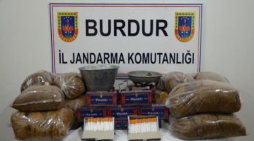 Jandarmadan Ka&ccedil;ak T&uuml;t&uuml;n Operasyonu