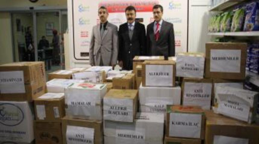 Sivas&rsquo;tan, Suriyeli Sığınmacılara Ila&ccedil; Yardımı