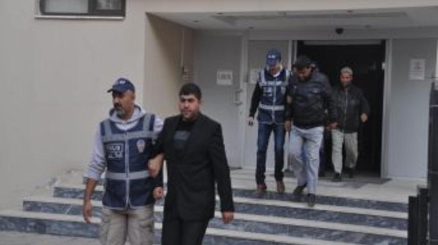 Hatay&rsquo;da 100 Bin Paket Ka&ccedil;ak Sigara Ele Ge&ccedil;irildi