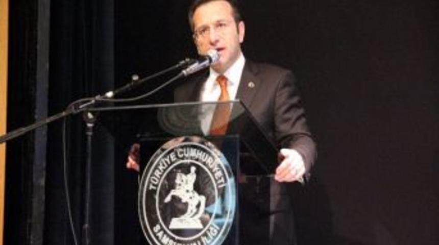 "d&ouml;rt Mevsim Samsun"da &Ouml;d&uuml;ller Dağıtıldı