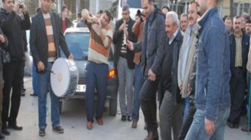 İhale İpraline Davul Zurnalı Kutlama