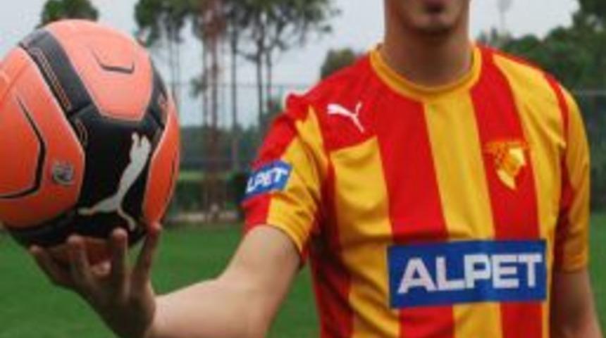 G&ouml;ztepe Kadrosunu Gen&ccedil;leştirmeyi S&uuml;rd&uuml;r&uuml;yor