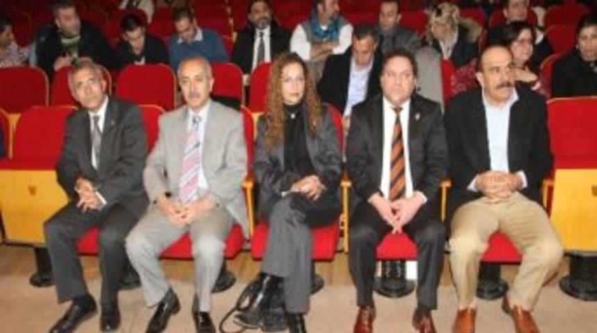 Ezber Bozan Başkana Onur &Ouml;d&uuml;l&uuml;