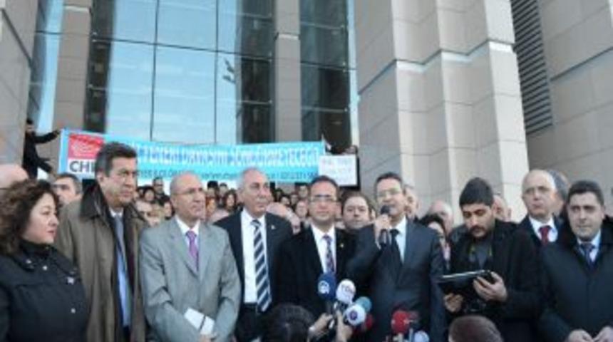 Deniz Feneri E.V Davası, CHP&rsquo;nin Protestosuyla Başladı