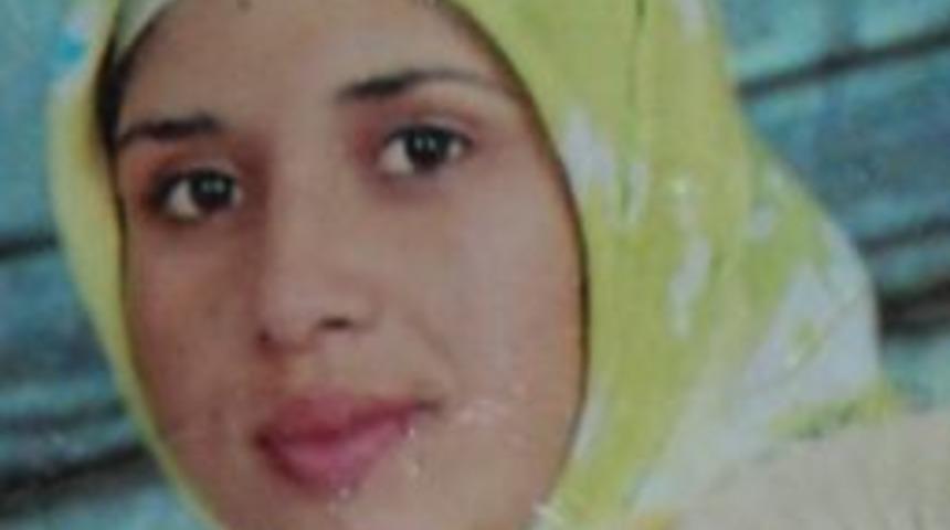 &Ouml;nce Kurtardı, Sonra &Ouml;ld&uuml;rd&uuml;